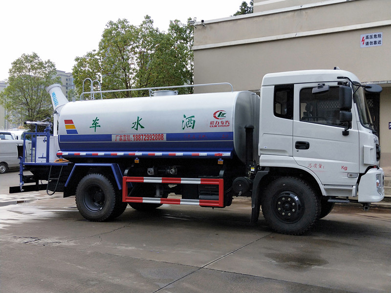 七臺(tái)河灑水車價(jià)格 七臺(tái)河灑水車價(jià)格