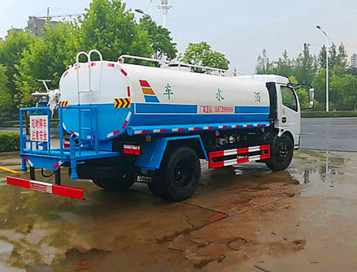 程力灑水車 程力灑水車