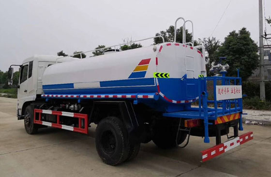 程力威牌CLW5184GSSD6型灑水車 程力威牌CLW5184GSSD6型灑水車