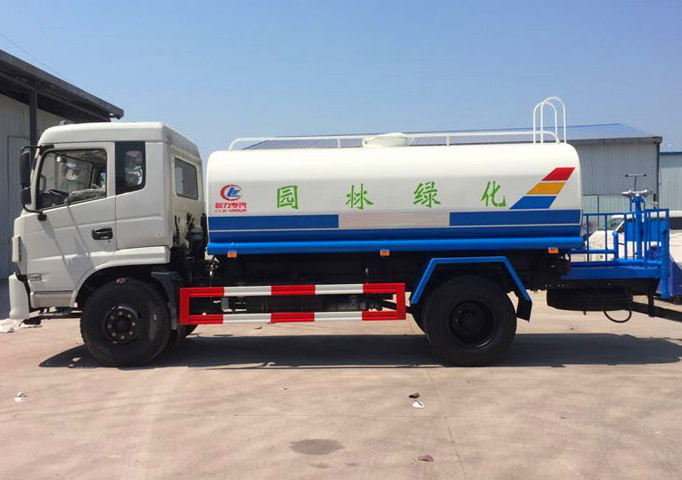 新東日牌YZR5180GSSG6型灑水車 新東日牌YZR5180GSSG6型灑水車