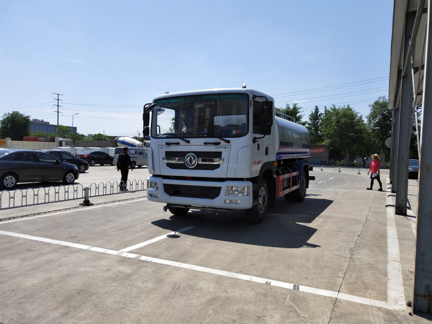 �R�R������ˮ܇�S���N��-�R�R������ˮ܇�r���r-��������