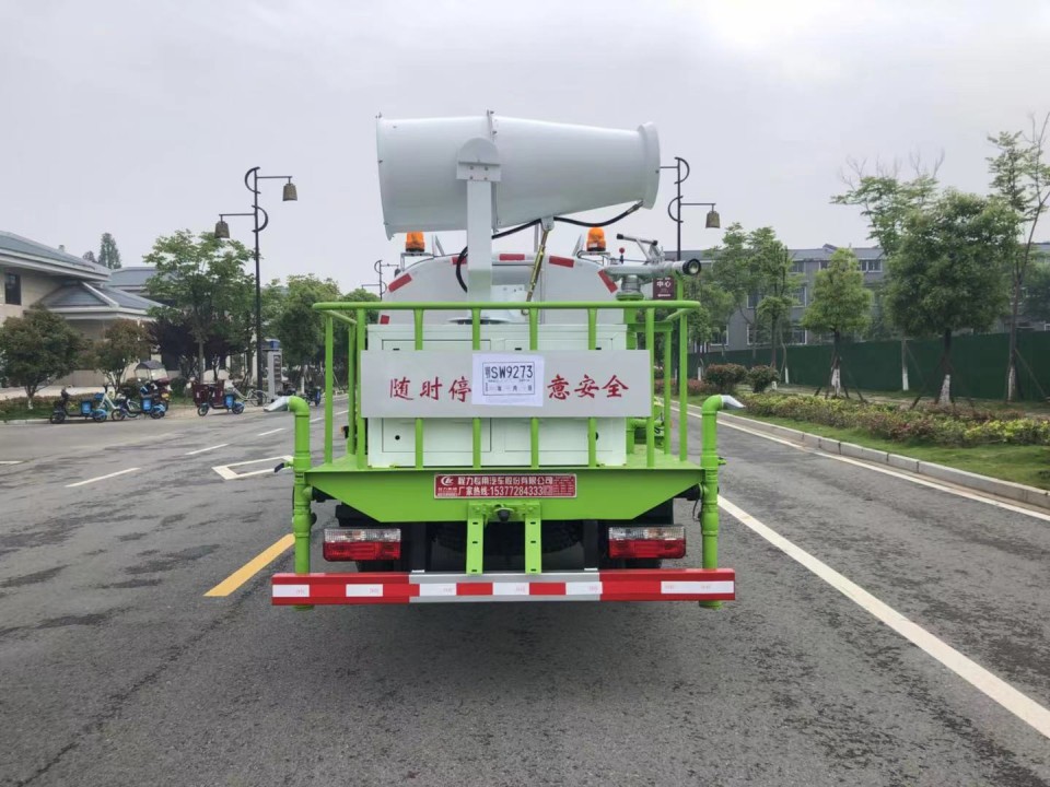 5噸東風灑水車 5噸東風灑水車
